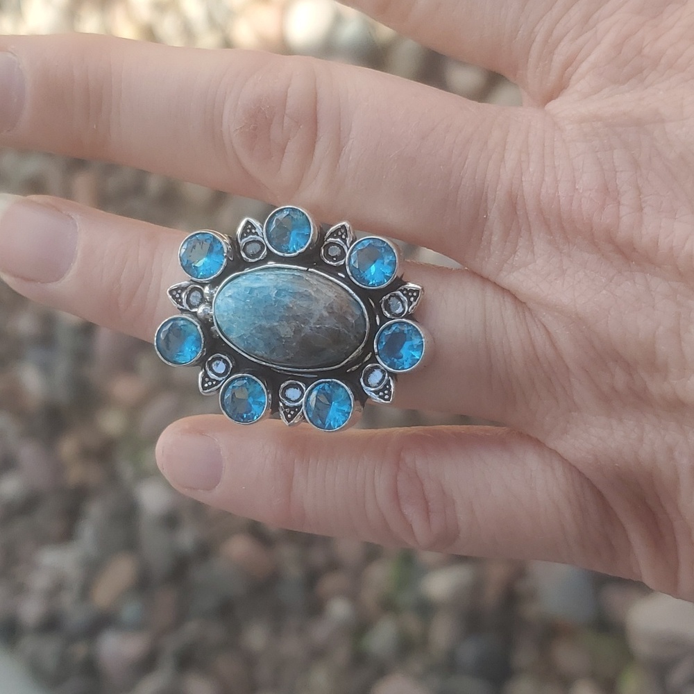 New Blue Apatite & Blue Topaz 925 Silver Statement Ring. - Picture 10 of 14